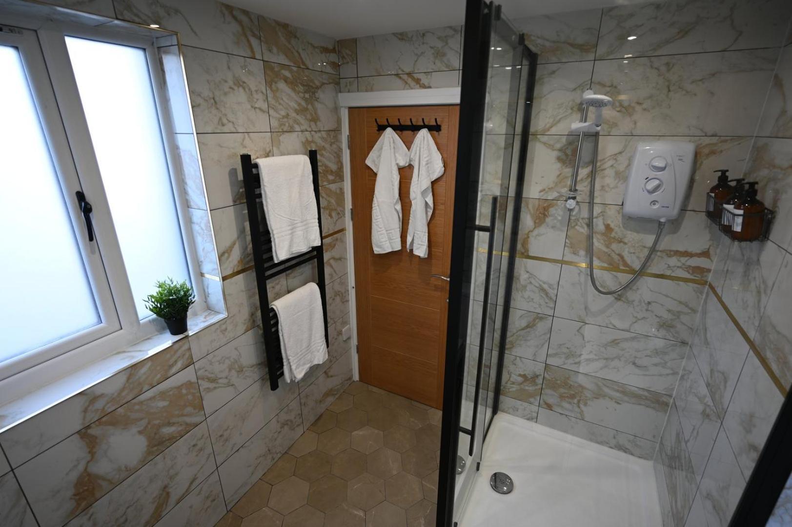 Luxury Two Bed - Centre * Cardiff